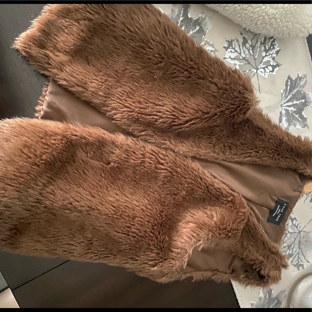 Faux fur brown vest